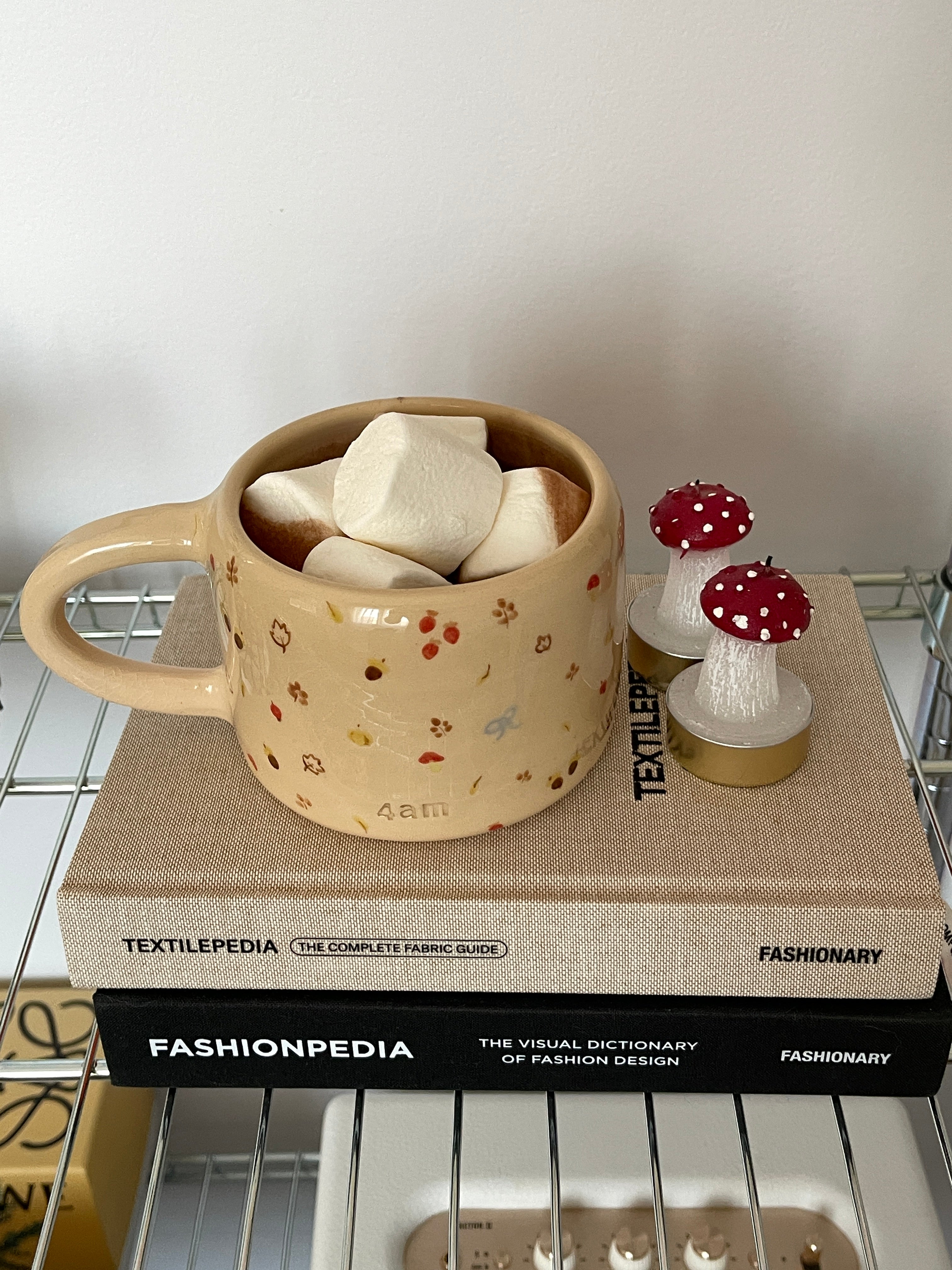 The đź’Ścozyđź’Ś Mug