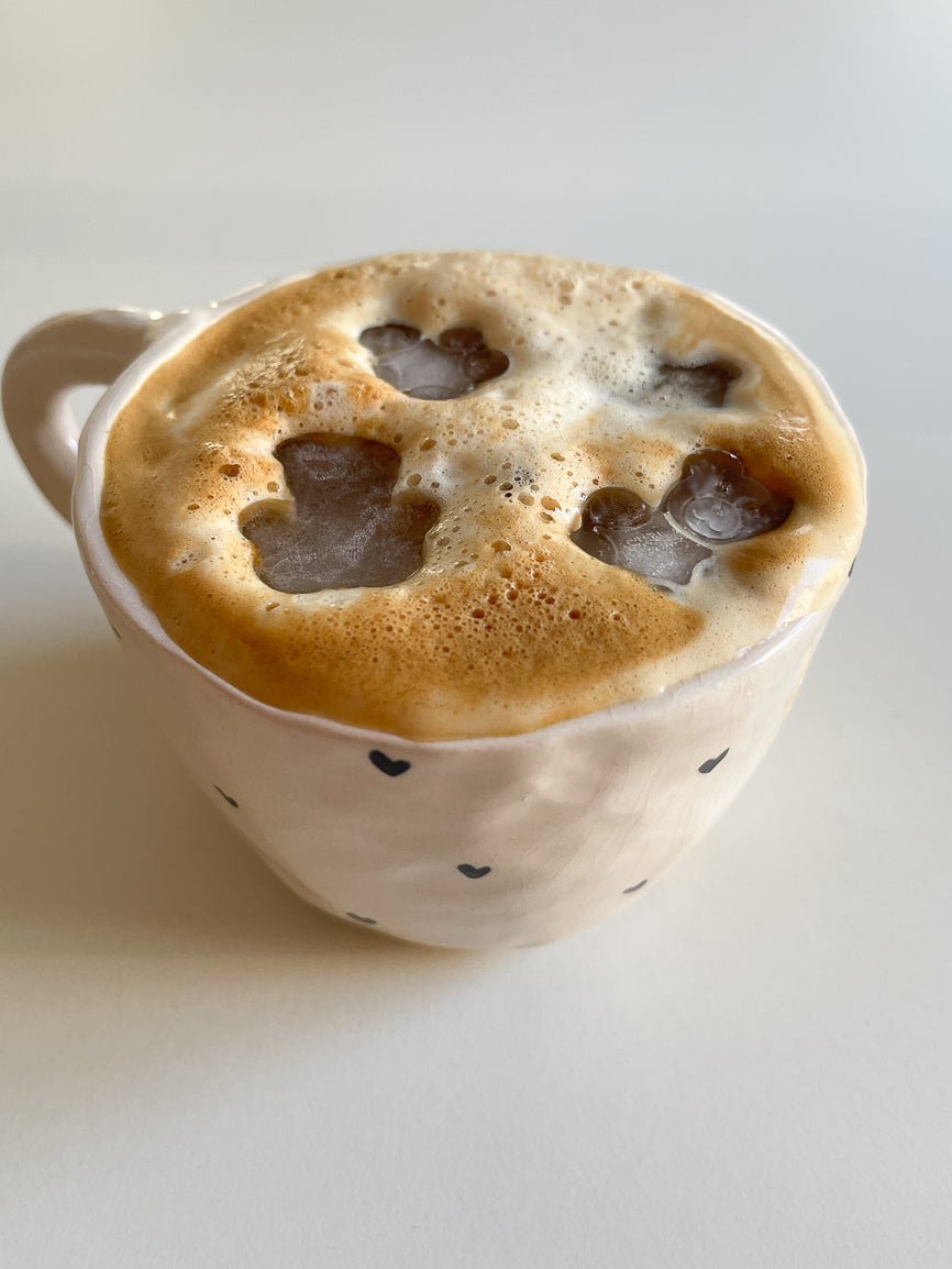 Taza corazones negros